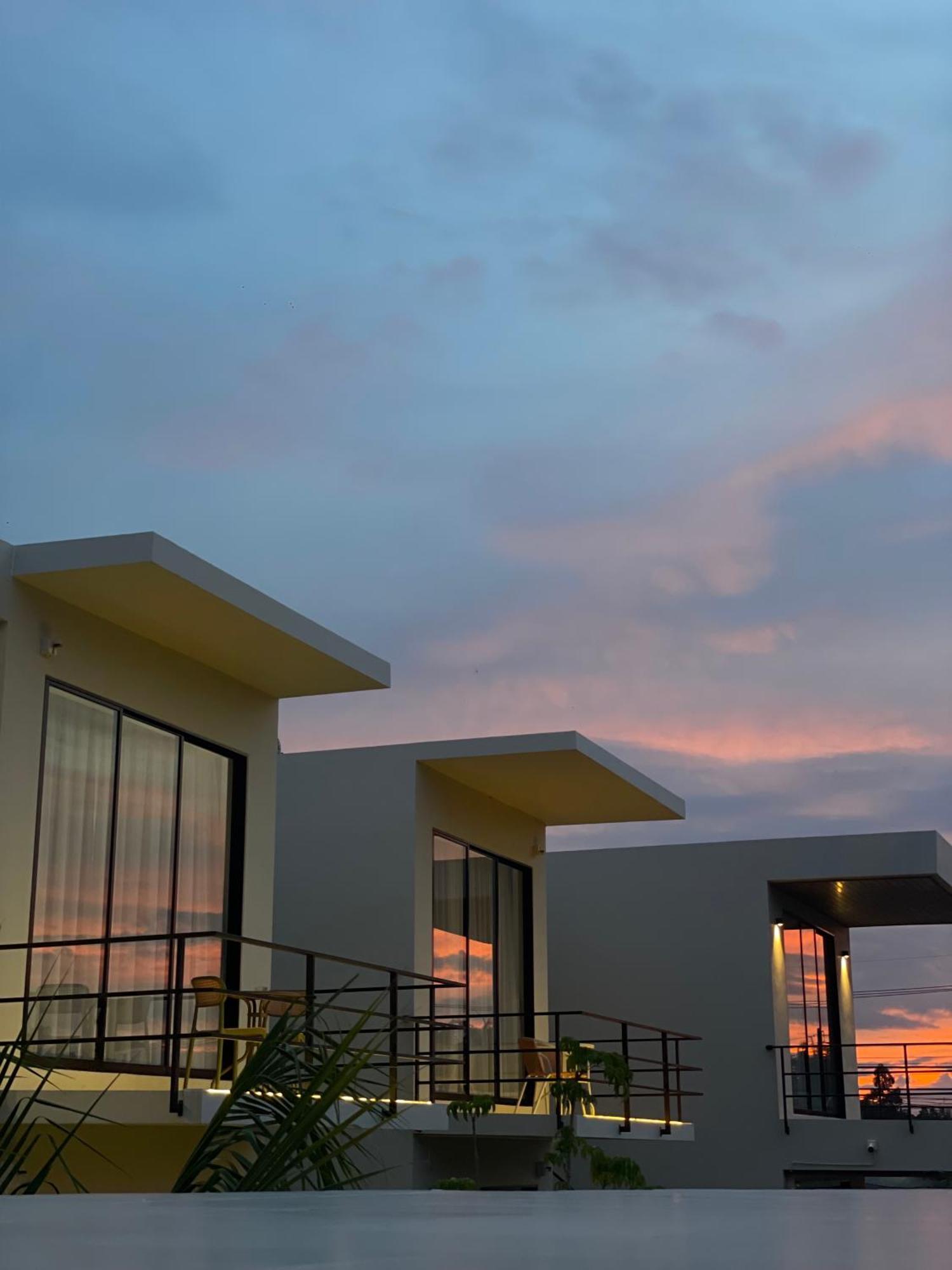 The Episode Boutique * Surat Thani
